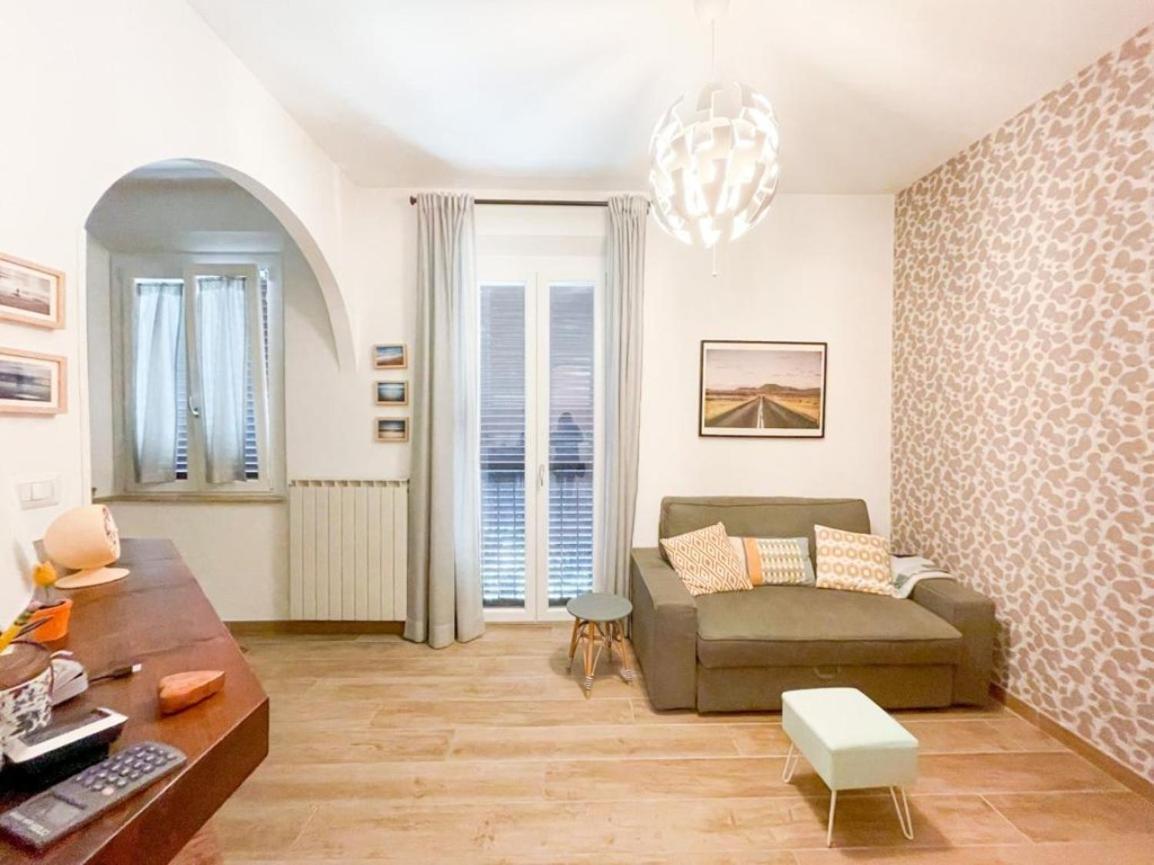 Bellissimo Appartamento A Perugia Bagian luar foto